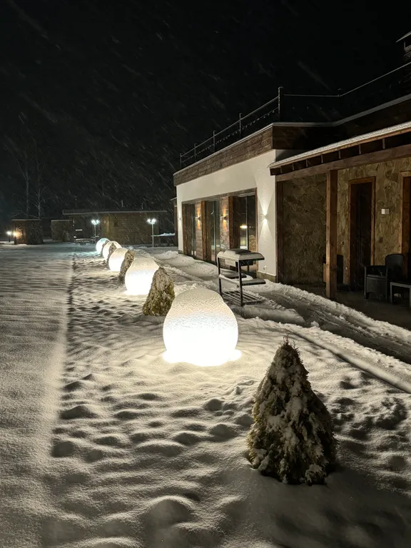 Дом в стиле лофт с камином