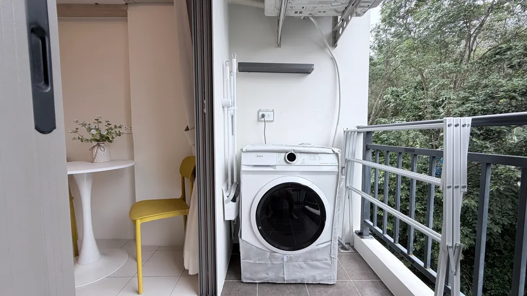 Супер однушка у моря с бассейном и спортзалом, тихое милое место