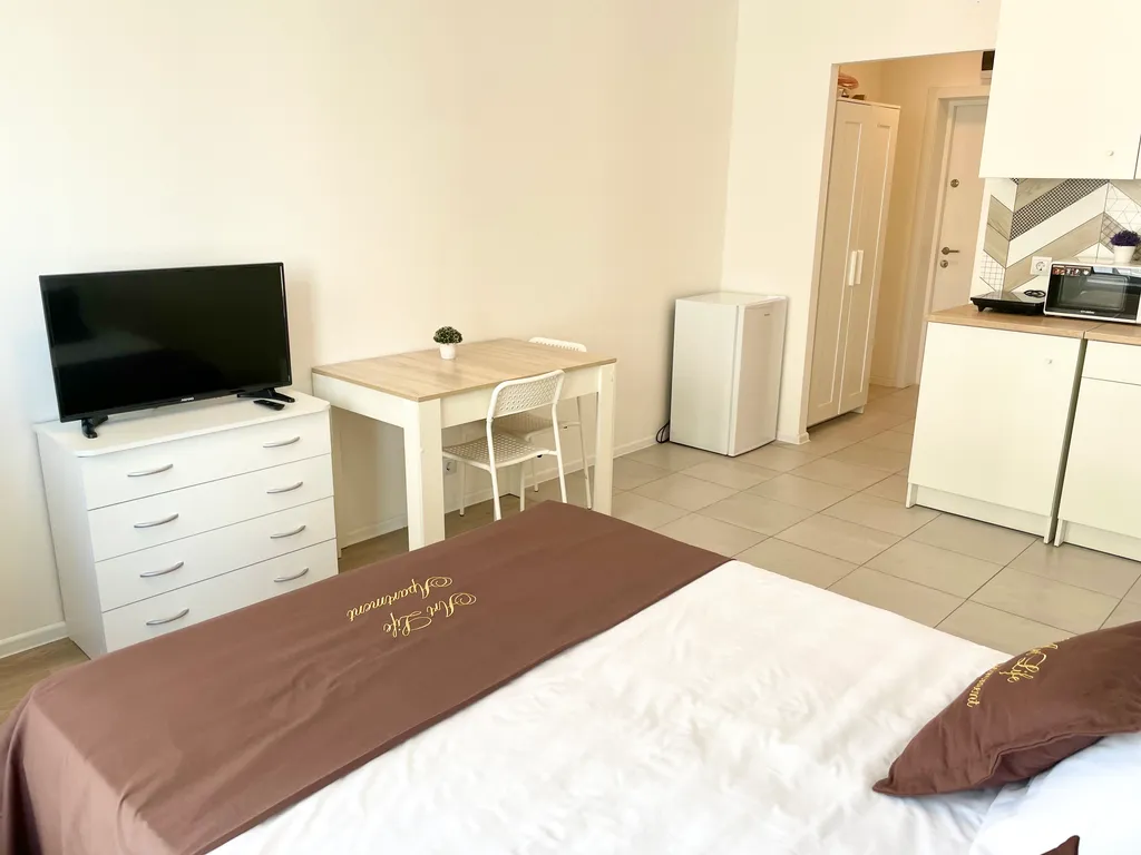 Art art life apartment Orange park