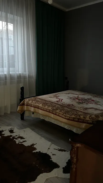 Частный дом за городом с видом на трассу и гору