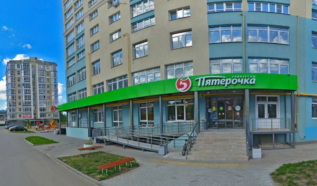 Двухкомнатная квартира в самом центре на набережной