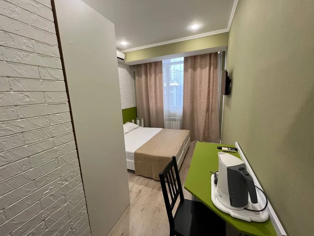 Двухместный номер с 2 кроватями или 1 двуспальной кроватью и балконом