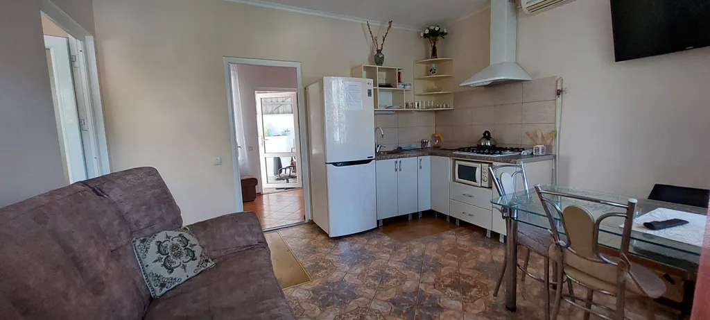 Отдельный этаж, в частном секторе