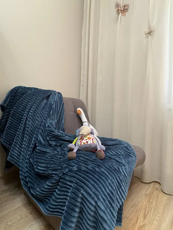 Квартира Современная, уютная квартира в лучшем районе города — Мирное