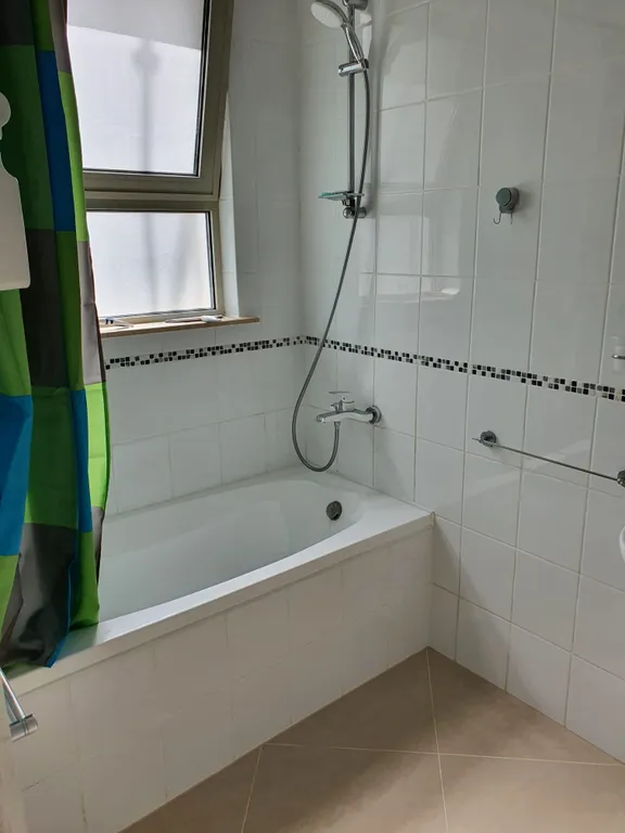 Уютная квартира на берегу моря с видом на горы