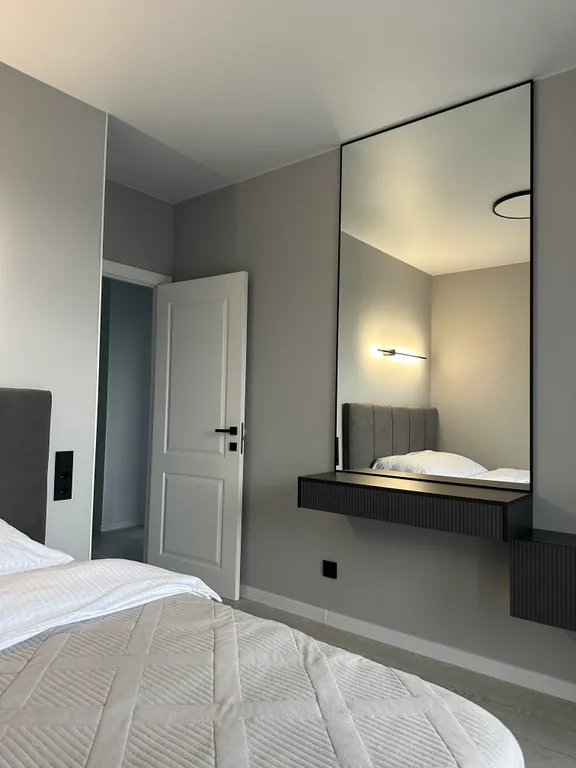 Видовая четырехкомнатная квартира в расширенном центре