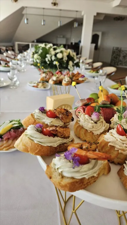 Коттедж Огромный коттедж с бассейном и баней — Богородск