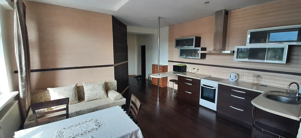 Просторная 3-комнатная квартира с видом на курортную жизнь