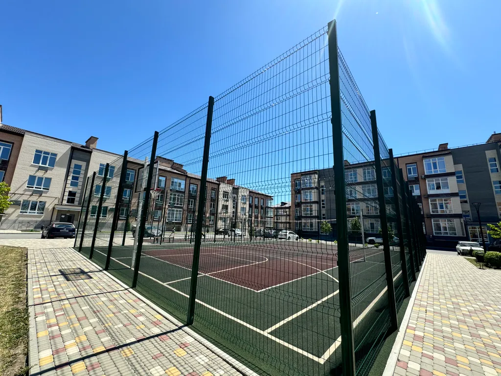 Яркая однокомнатная квартира с закрытой придомовой территорией