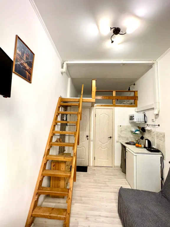 Студия 2+1+1 в центре Питера