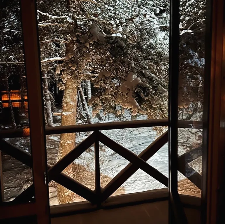 Уютный домик у подножия Эльбруса