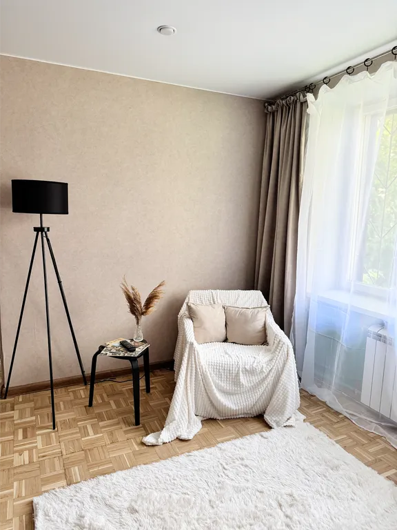 Квартира Светлая квартира в центре, 8 минут до метро и 9 до зоопарка — Москва