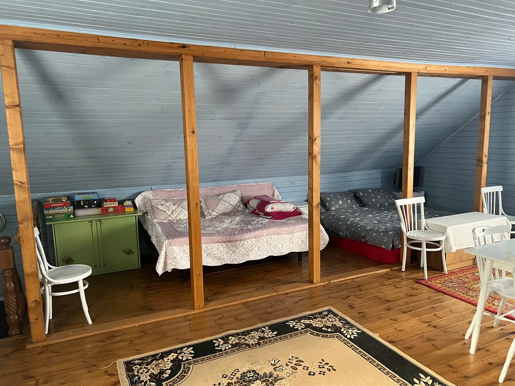 Загородный дом в лесу на Волге