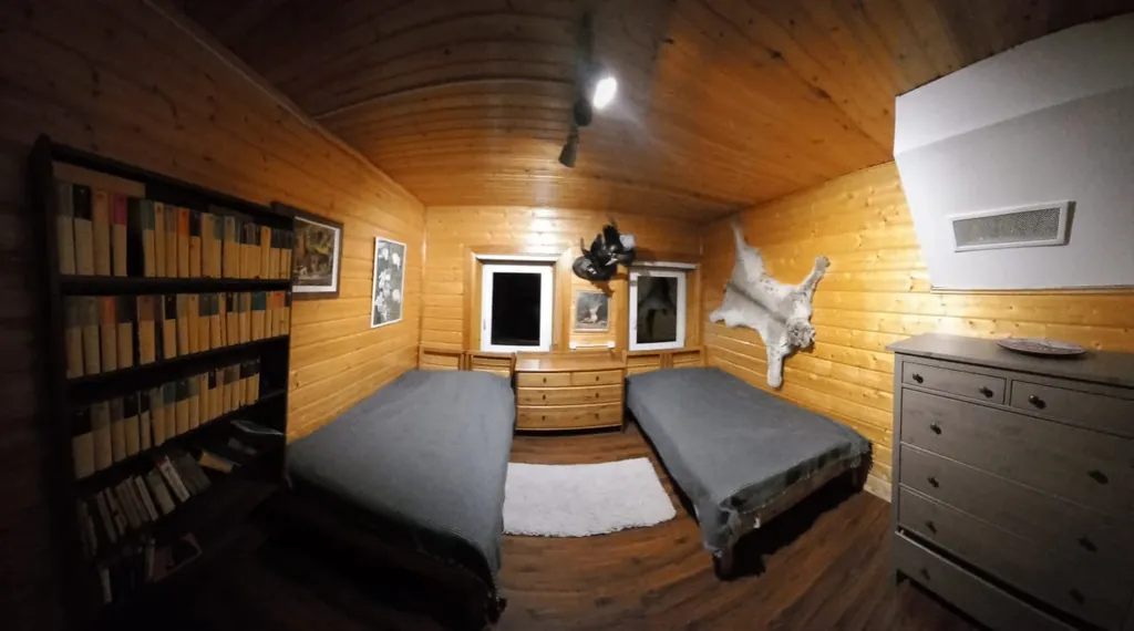 Уютный комфортабельный коттедж в живописном месте посреди озер и лесов