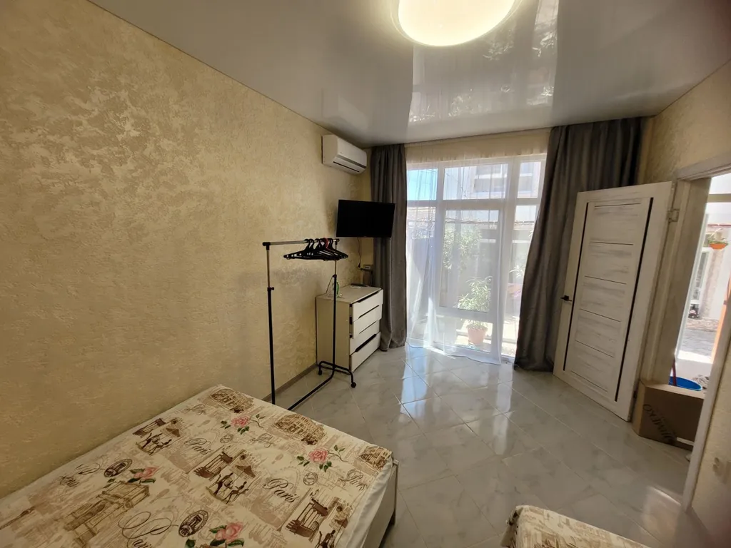 Квартира 1-комнатная Квартира — Евпатория