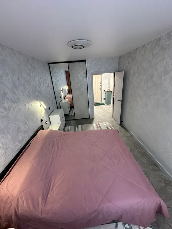 3-комнатная квартира в 500 метрах до моря