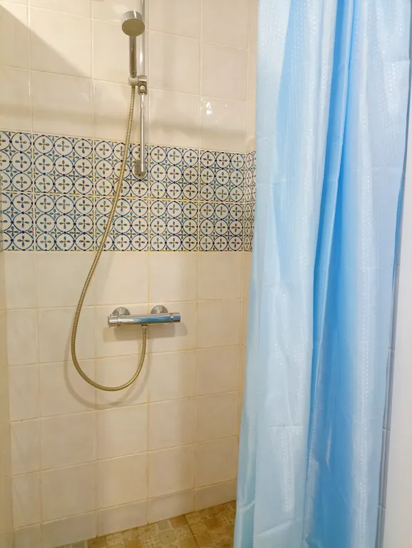 Двухкомнатная квартира на берегу реки