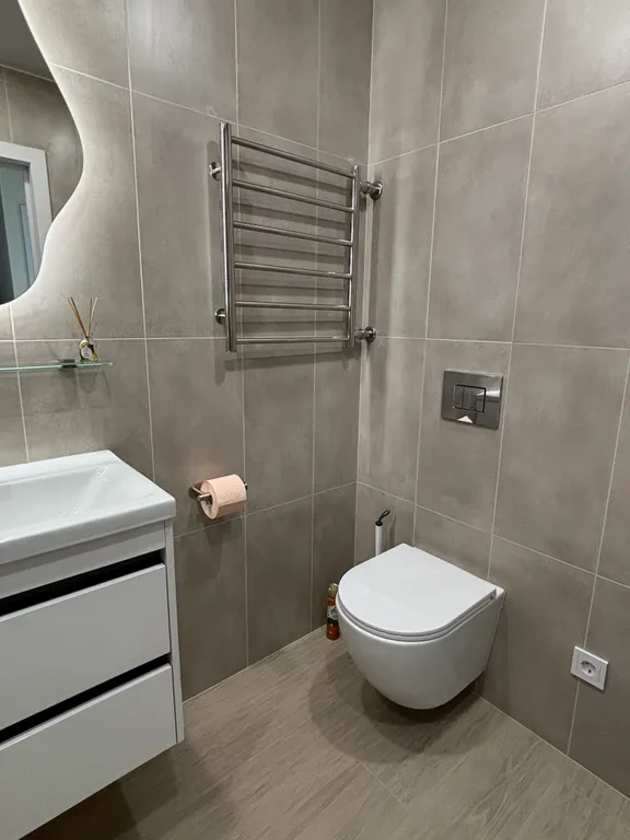 Шикарная евродвушка, высокий этаж, красивый вид, близко центр города