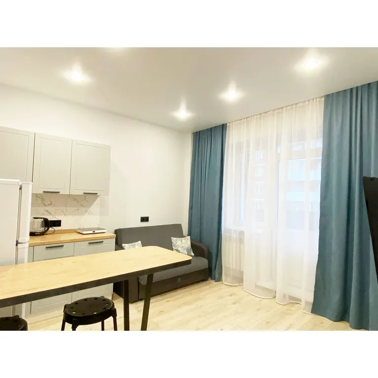 Абсолютно новая квартира с современным ремонтом в 47 квартале