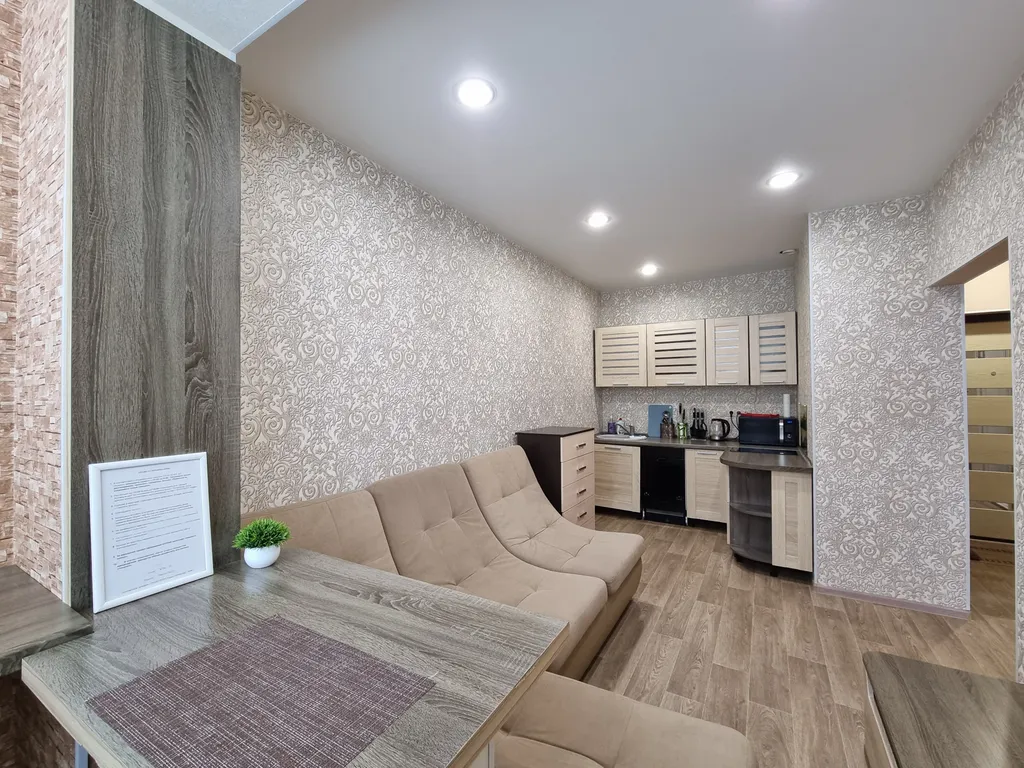 Отличная квартира с евроремонтом на Изыскателей 32В