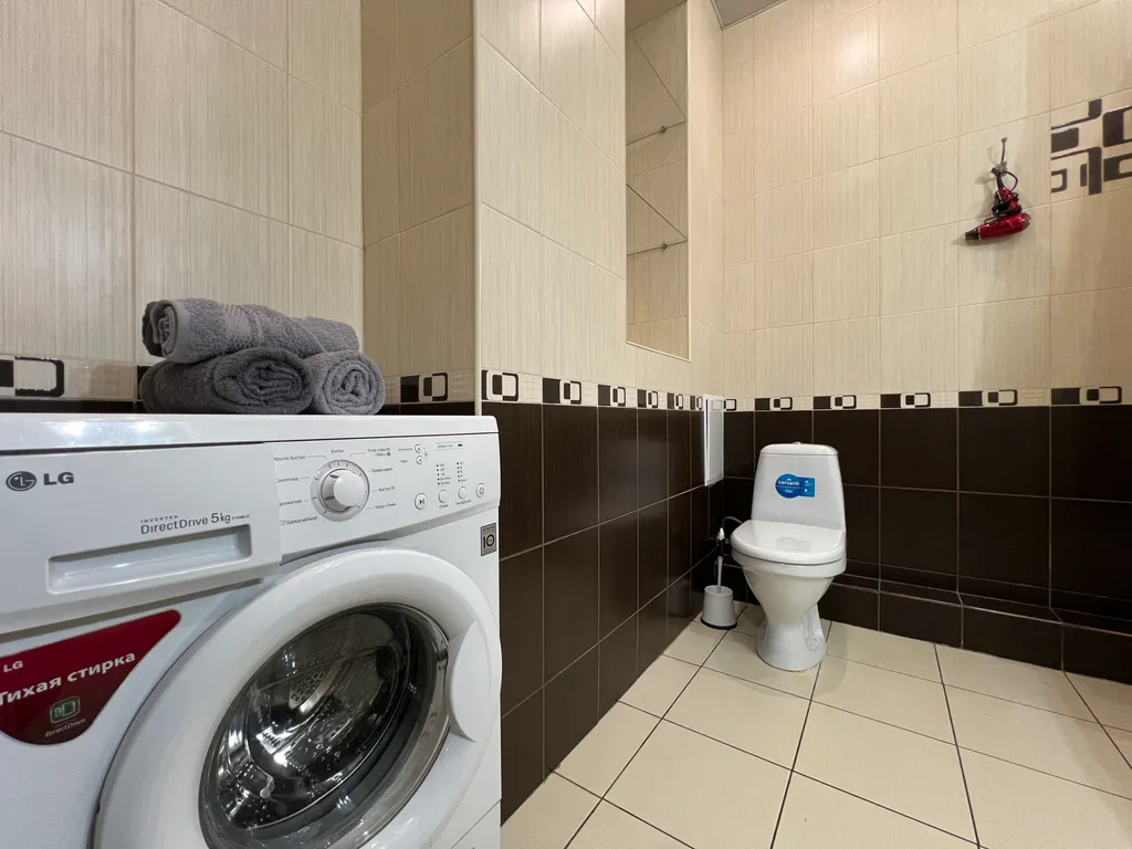 Рядом пляж парк Победы Херсонес не берем оплату за уборку