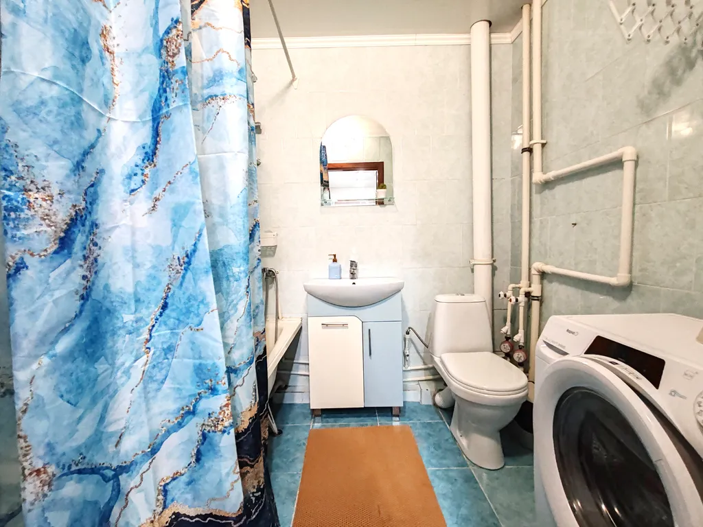 Евродвухкомнатная квартира на въезде в город возле тц кит