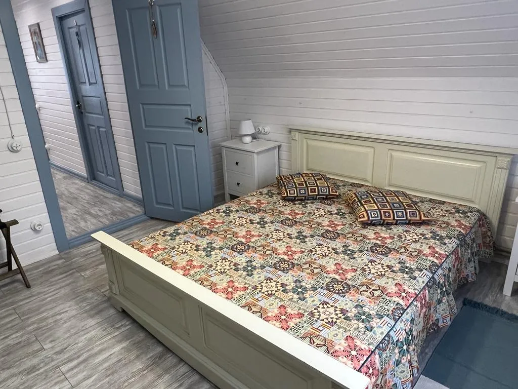 Усадьба с теплым бассейном