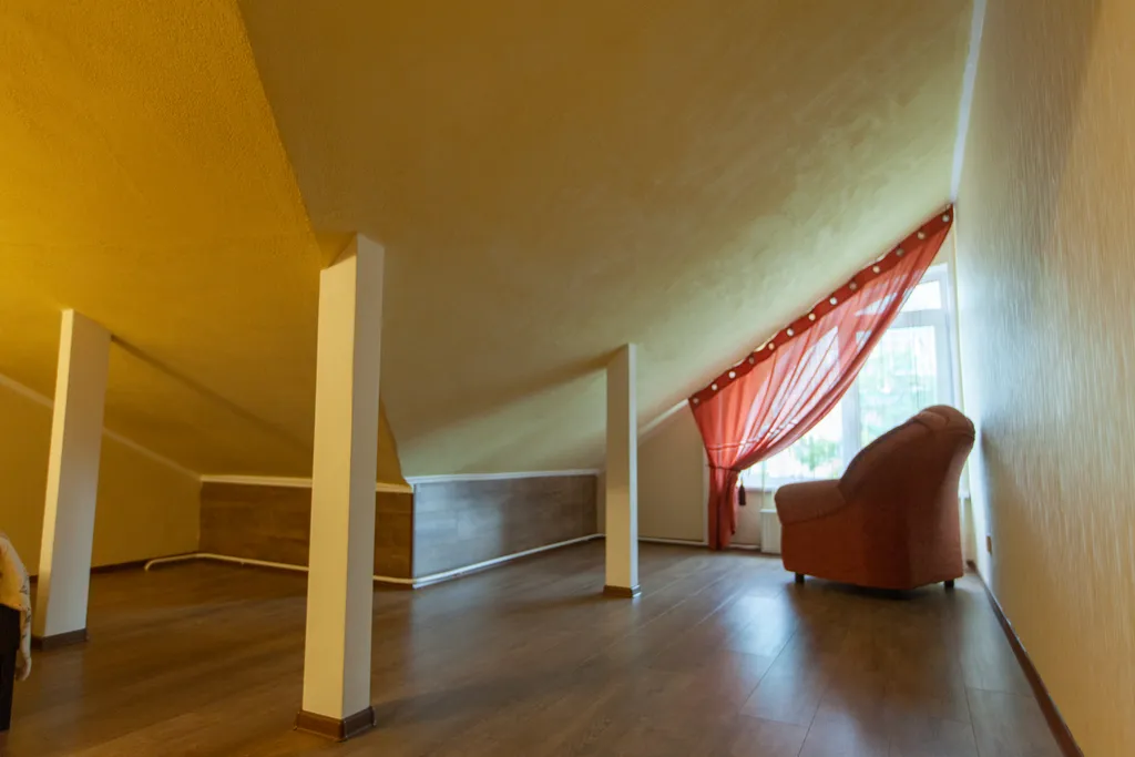 Квартира студия на мансарде — аренда посуточно в Оренбург