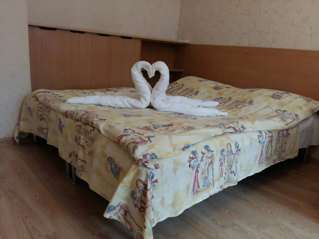 Однокомнатная квартира с двориком около дома Чехова