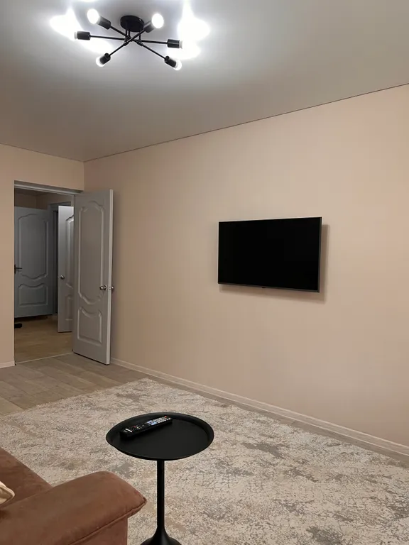 Электронный замок, центр, netflix + megogo