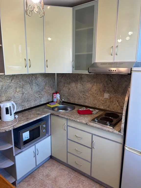 1-комнатная квартира рядом с областной больницей