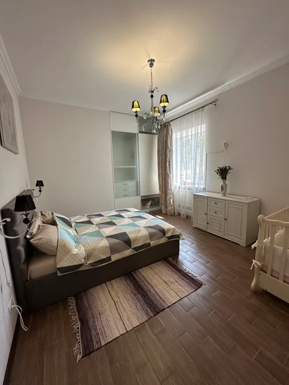 Коттедж Дом для большой семьи в самом  сердце Ялты — аренда посуточно в Ялта