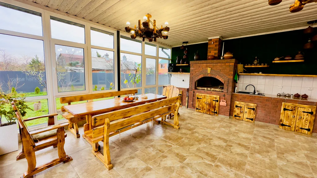 Уютный гостевой дом со своей теплой беседкой