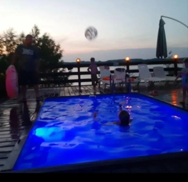 Парящий дом на Волге