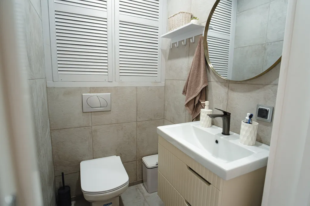 Коттедж Дом Barn house в хвойном лесу — Половина