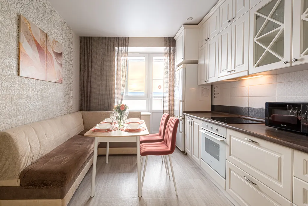 В центре у ТЦ Мега Молл, кондиционер, гостиничный сервис, бесконтактно