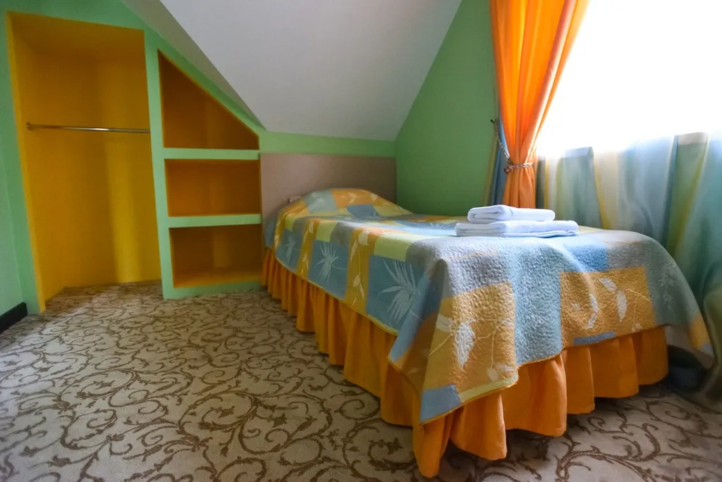 4-комнатный Дом