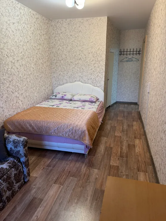 Просторная и теплая квартира в центре у метро с бесплатной парковкой