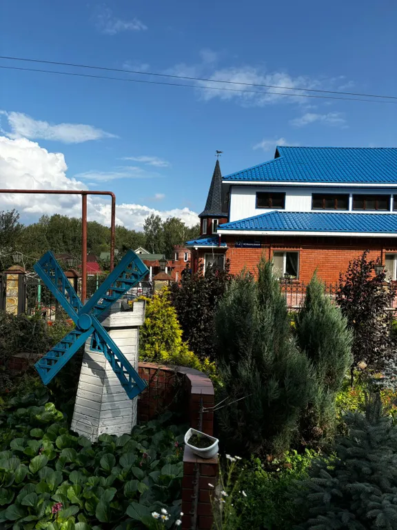 Огромный дом для отдыха с детьми