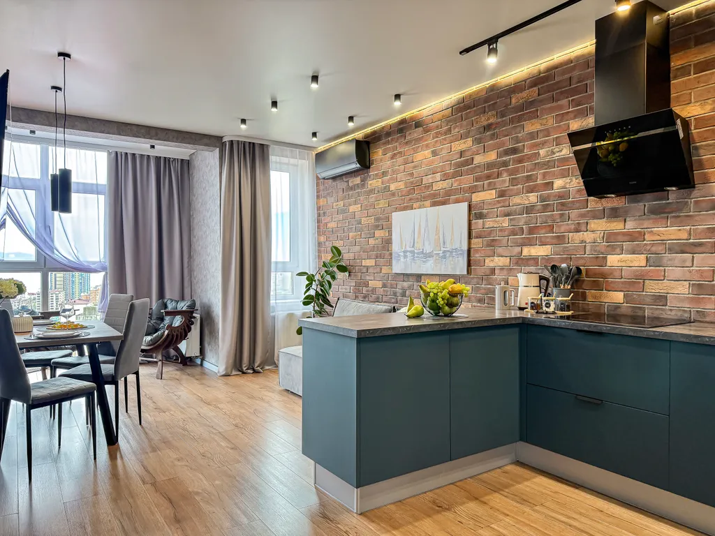 Квартира с видом на море, горы и город-герой Новороссийск