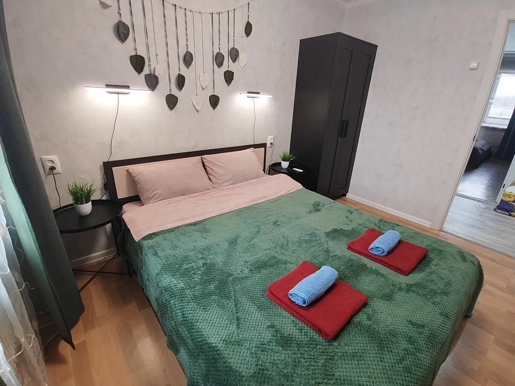 Трёхкомнатная квартира с раздельными комнатами, балконом и лифтом