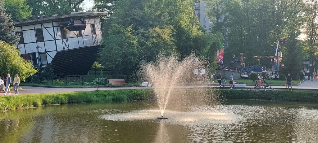 Квартира Квартира Элитный тёплый дом в центре города, с видом на парк и озеро — Калининград