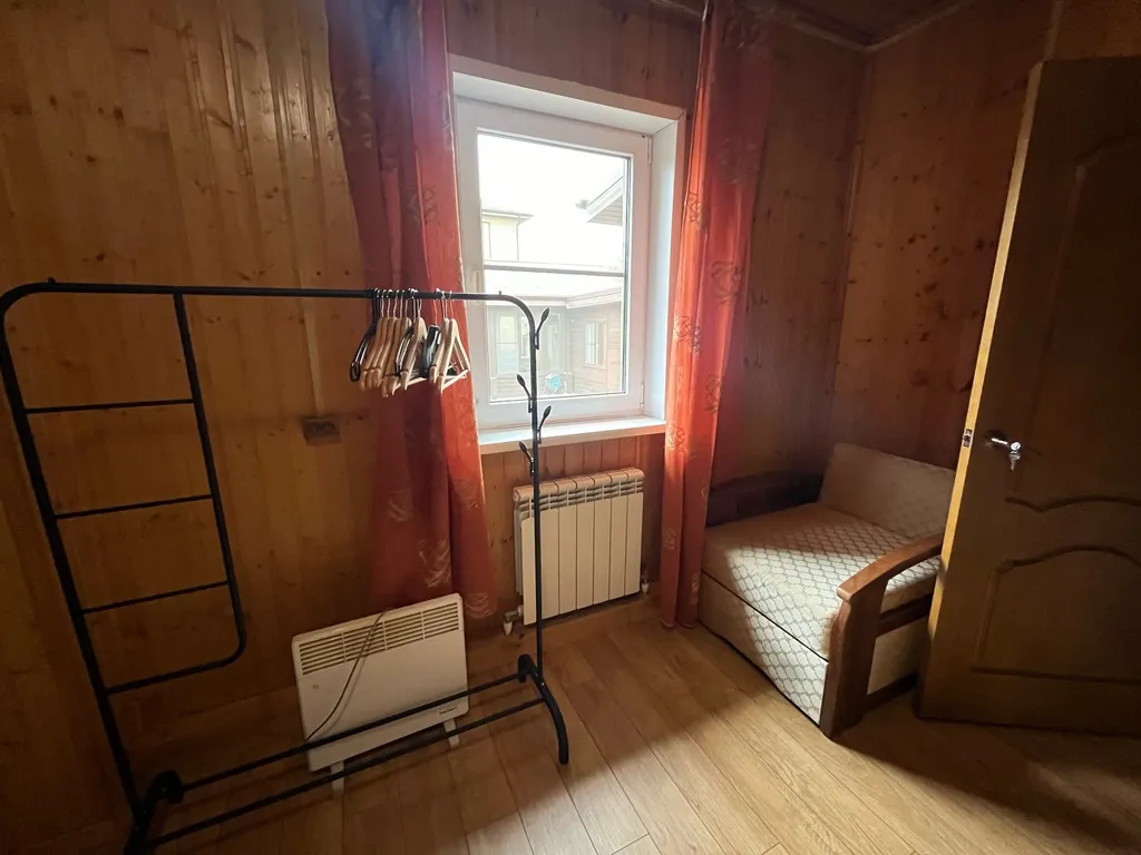 Дом с бассейном