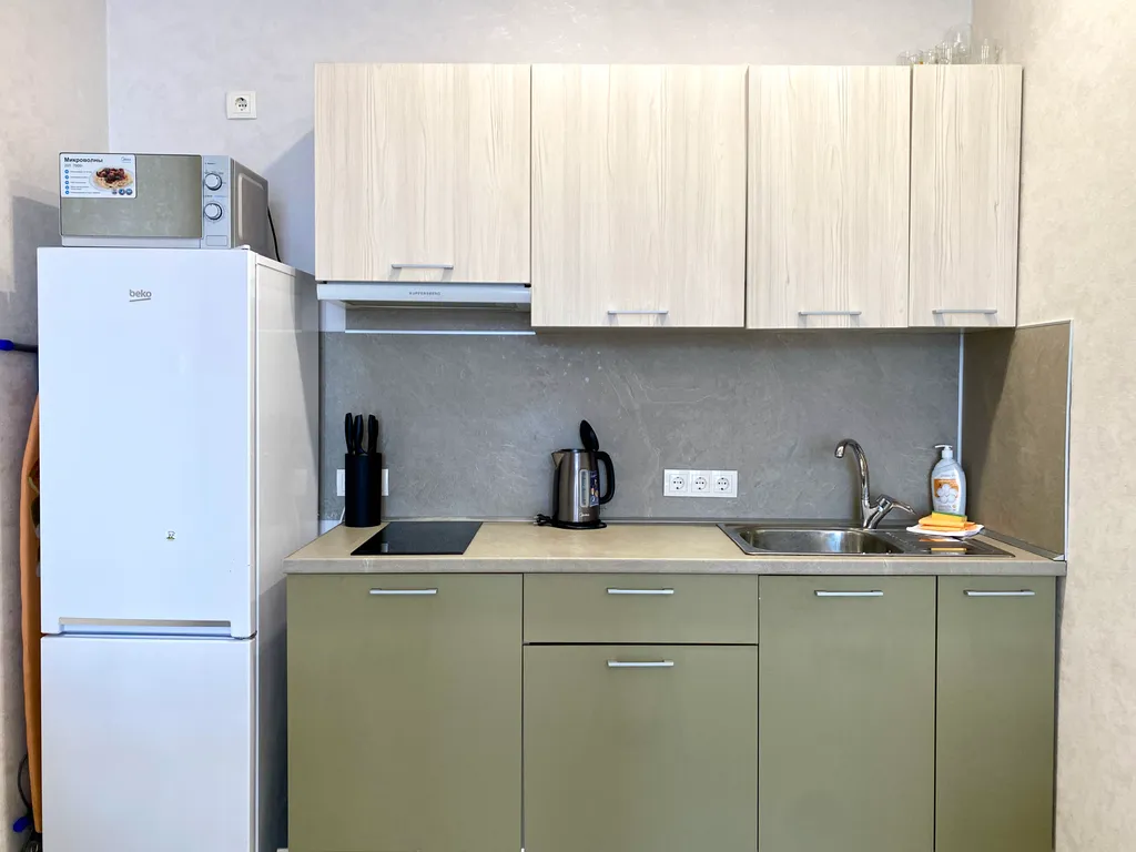 Просторная студия с террасой на первой линии в Сириусе