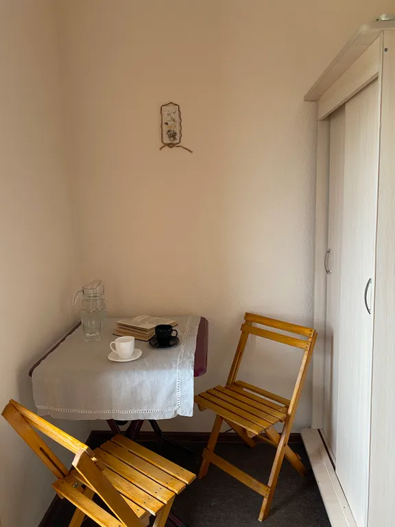 Комната с отдельным входом для 3-х человек