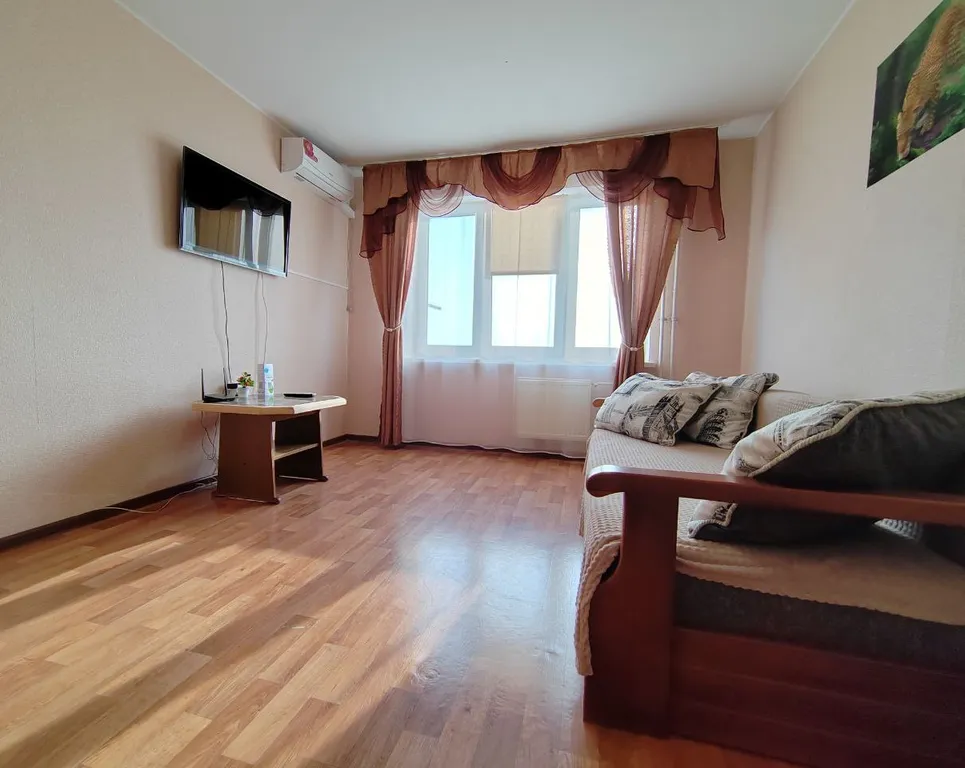 Хорошая двушка, с шикарным вечерним видом на весь город