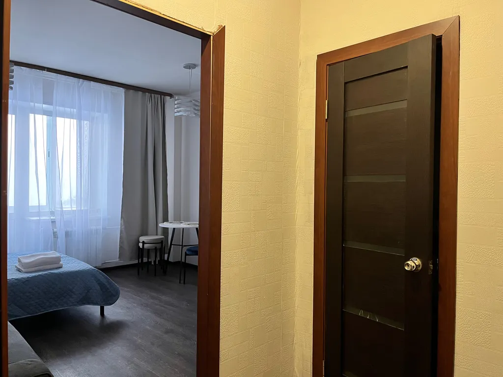 Уютная студия у в пяти минутах от Аллеи и аэропорта