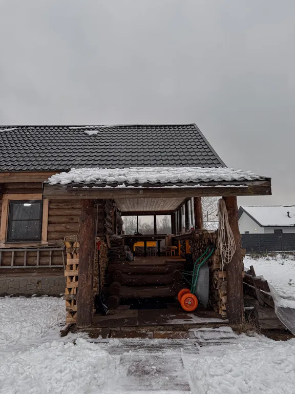 Дом с камином