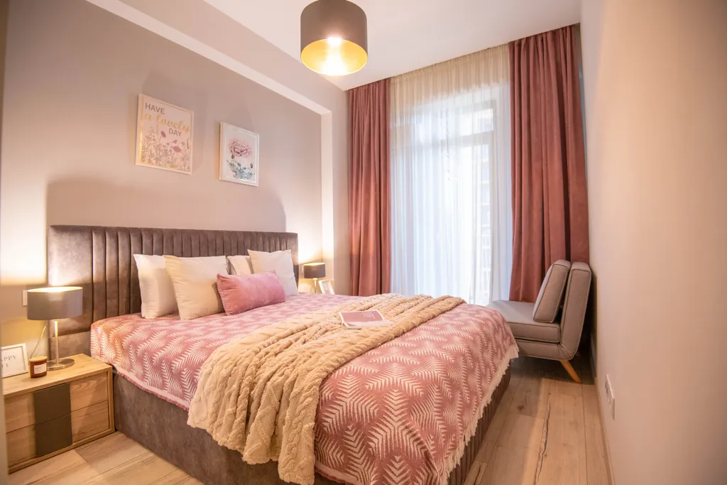 Уютная 3 комнатная квартира рядом с метро, полностью оборудована — аренда посуточно в Тбилиси