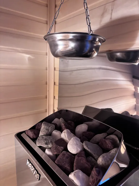 Уютный новый дом с сауной включена в стоимость и видом на озеро и лес